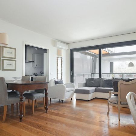 Ferienwohnung Joivy Delightful Family Flat With Terrace Mailand Exterior foto