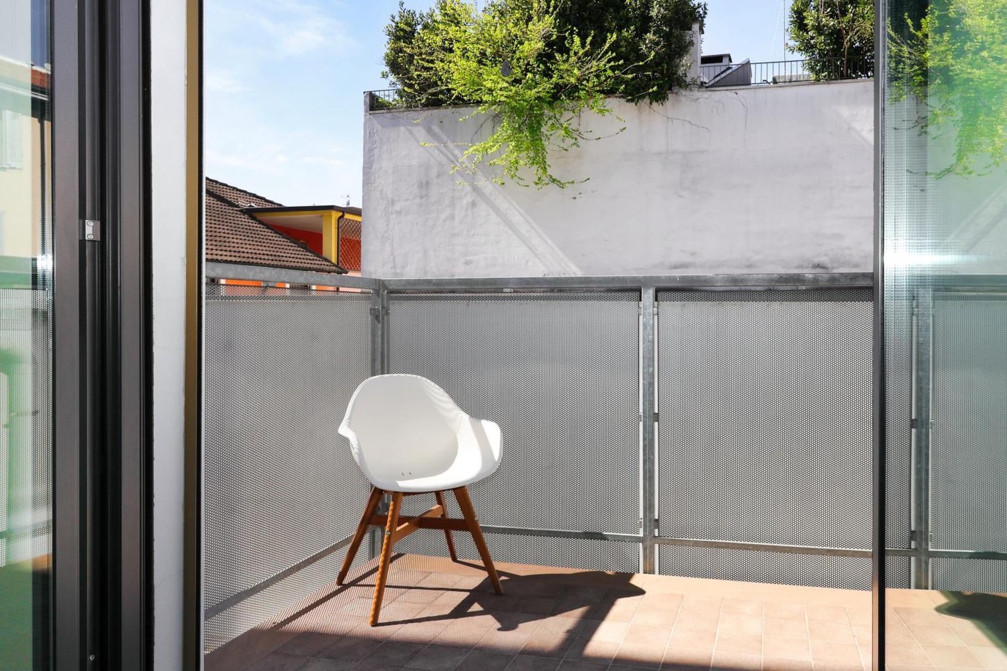 Ferienwohnung Joivy Delightful Family Flat With Terrace Mailand Exterior foto