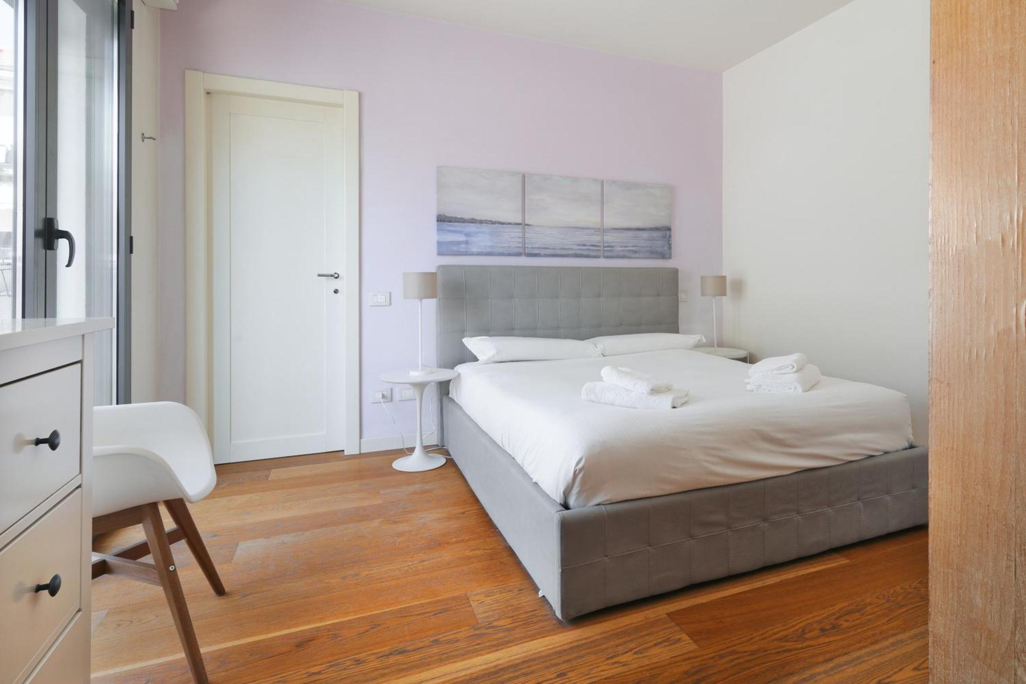Ferienwohnung Joivy Delightful Family Flat With Terrace Mailand Exterior foto